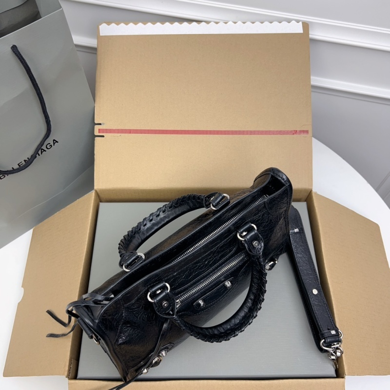 Balenciaga 0243