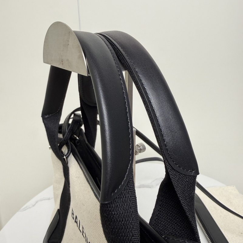 Balenciaga 0022