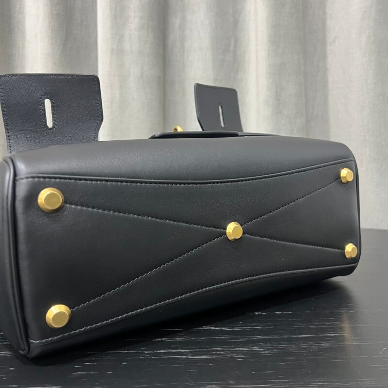 Balenciaga 0174