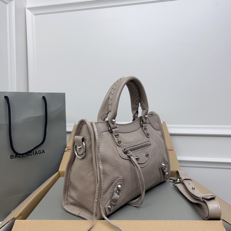 Balenciaga 0242