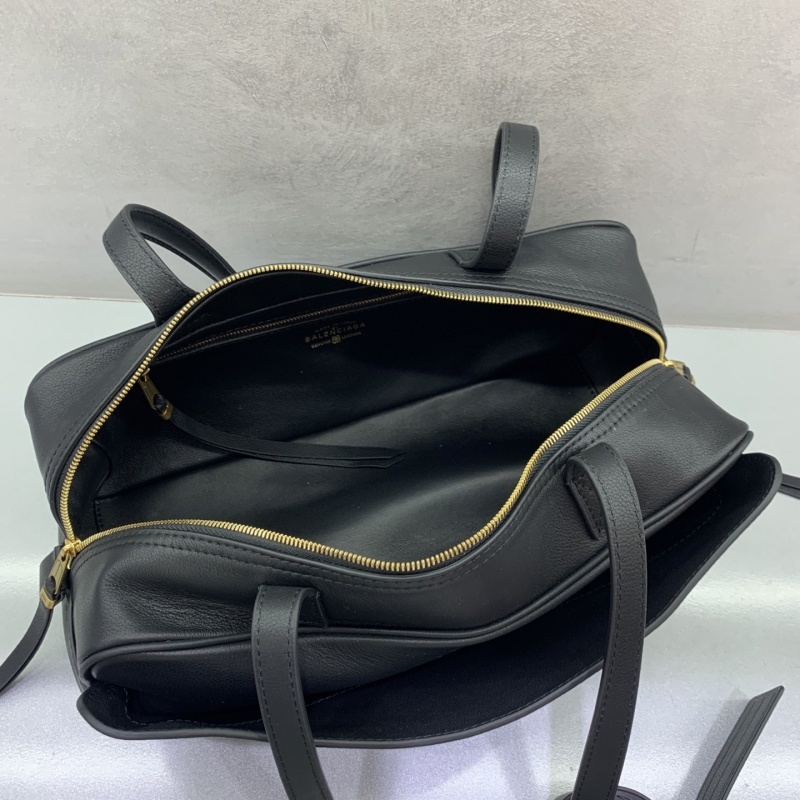 Balenciaga 0000