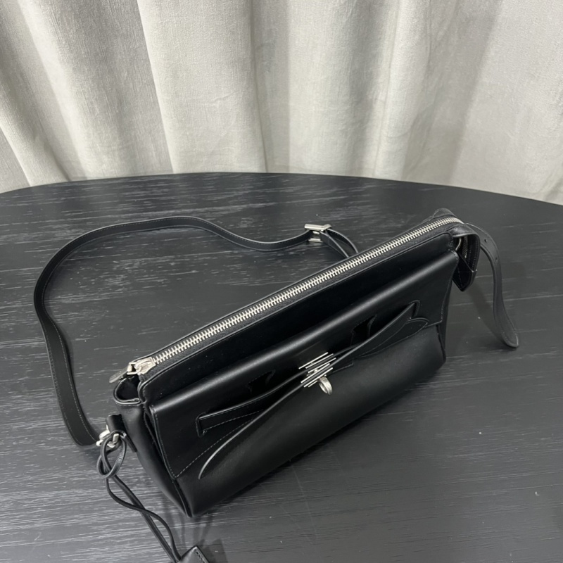 Balenciaga 0022