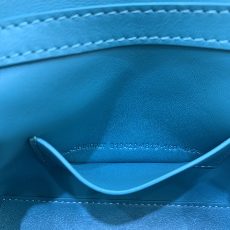 Balenciaga 0041