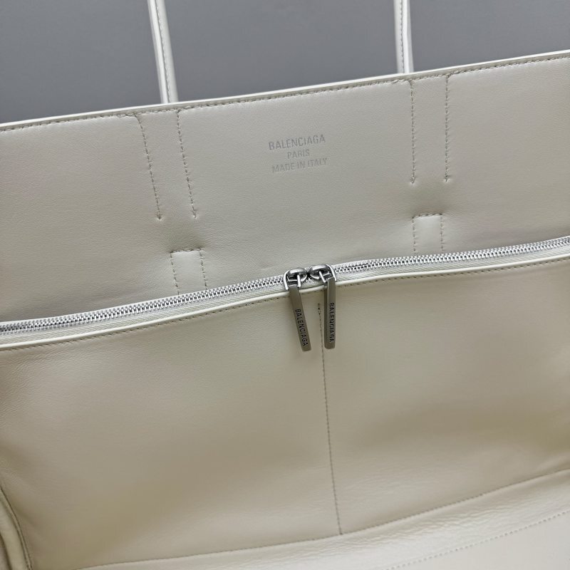 Balenciaga 0185