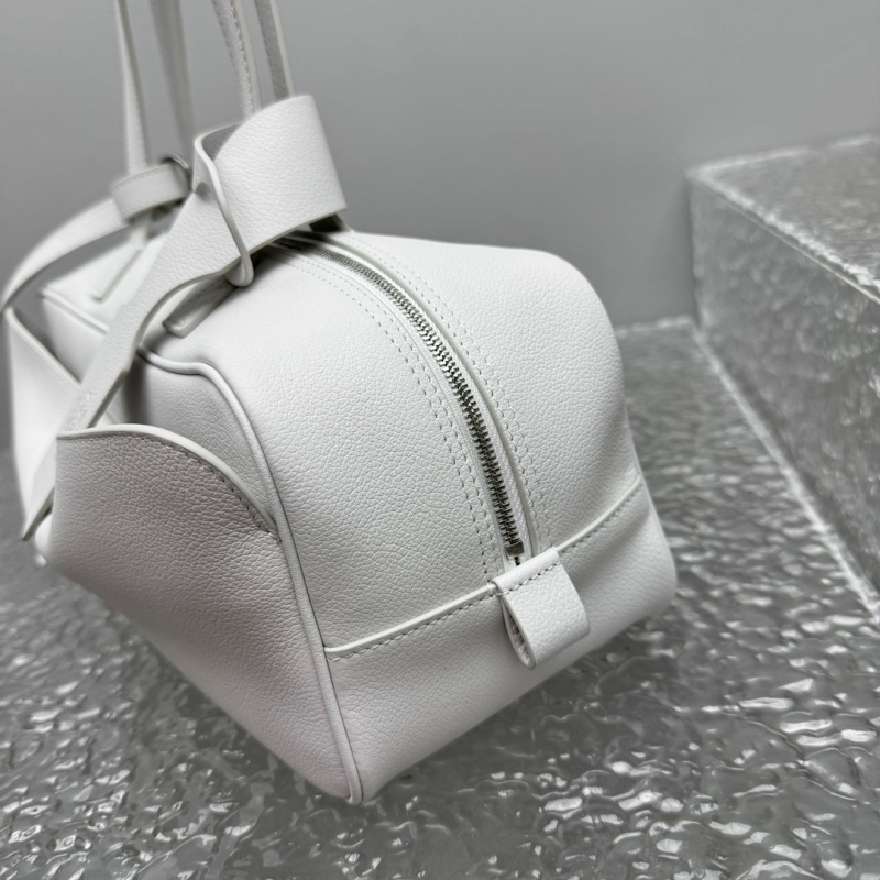 Balenciaga 0135