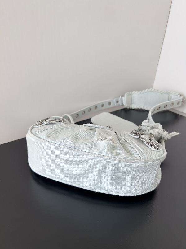 Balenciaga 0128