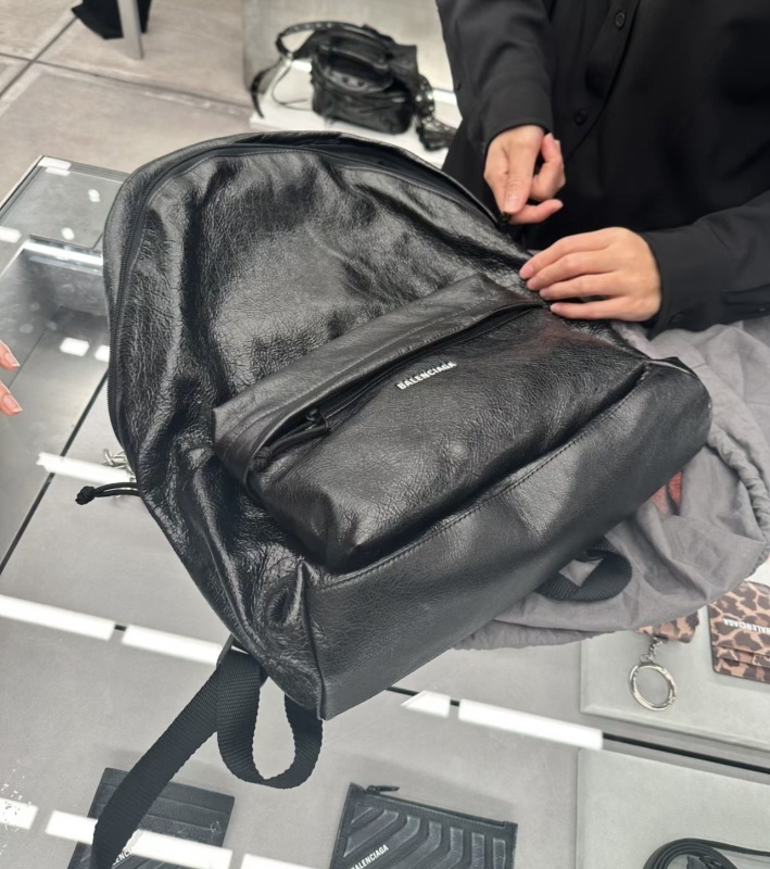 Balenciaga 0056