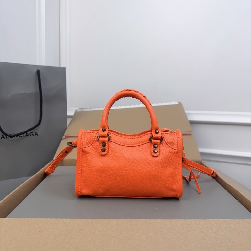 Balenciaga 0213