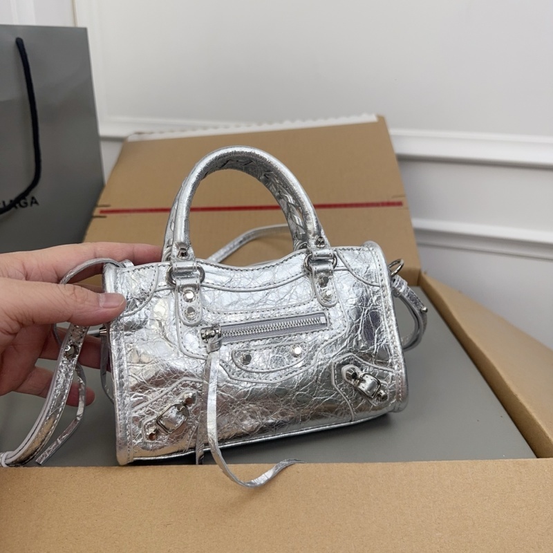 Balenciaga 0210