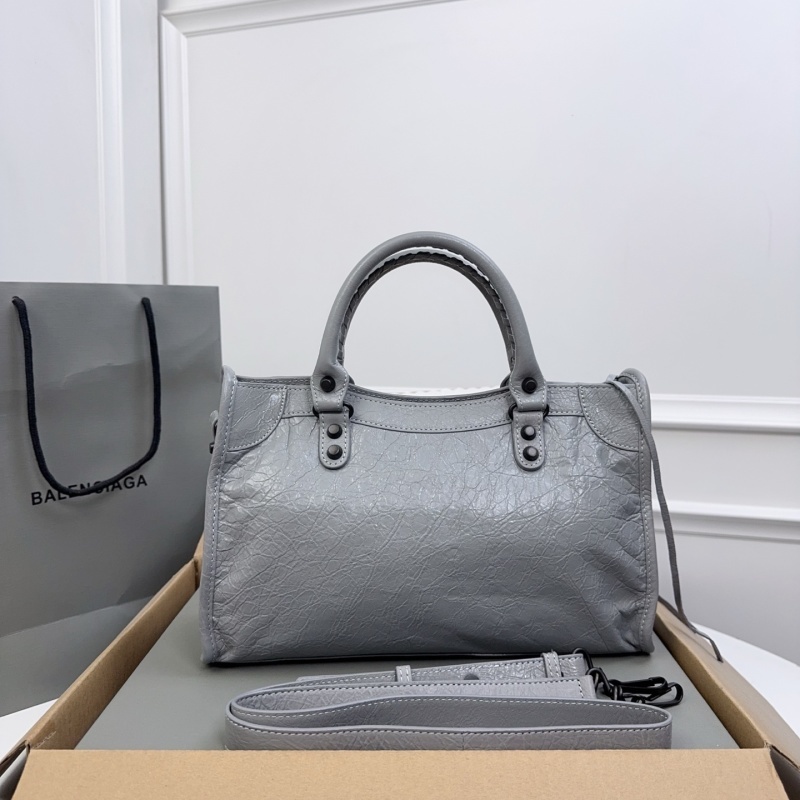 Balenciaga 0235