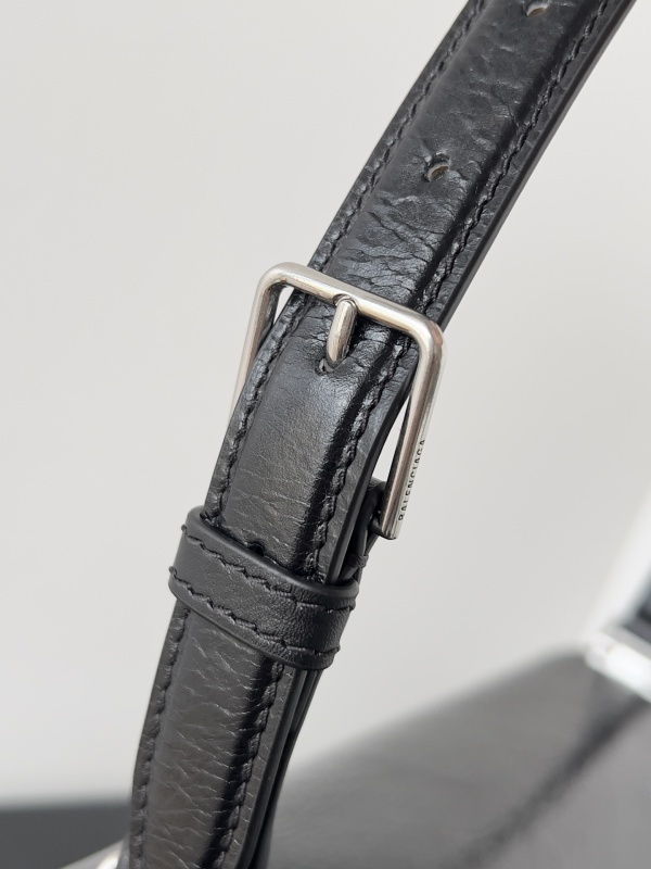Balenciaga 0046