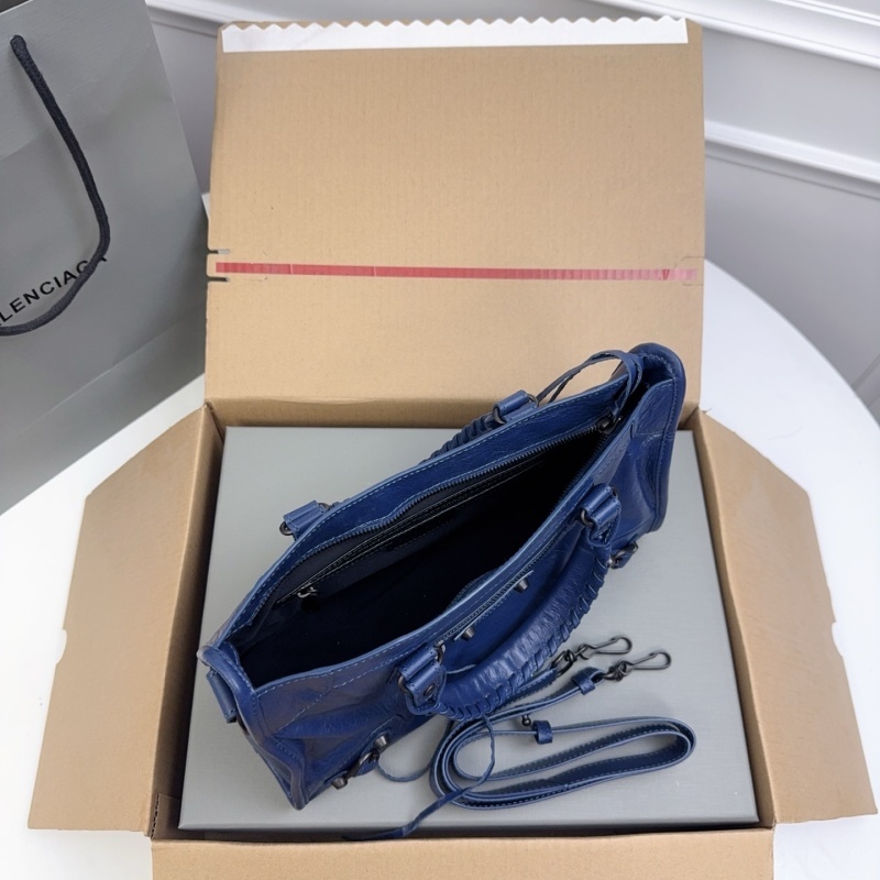 Balenciaga 0236