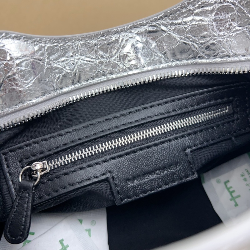 Balenciaga 0228