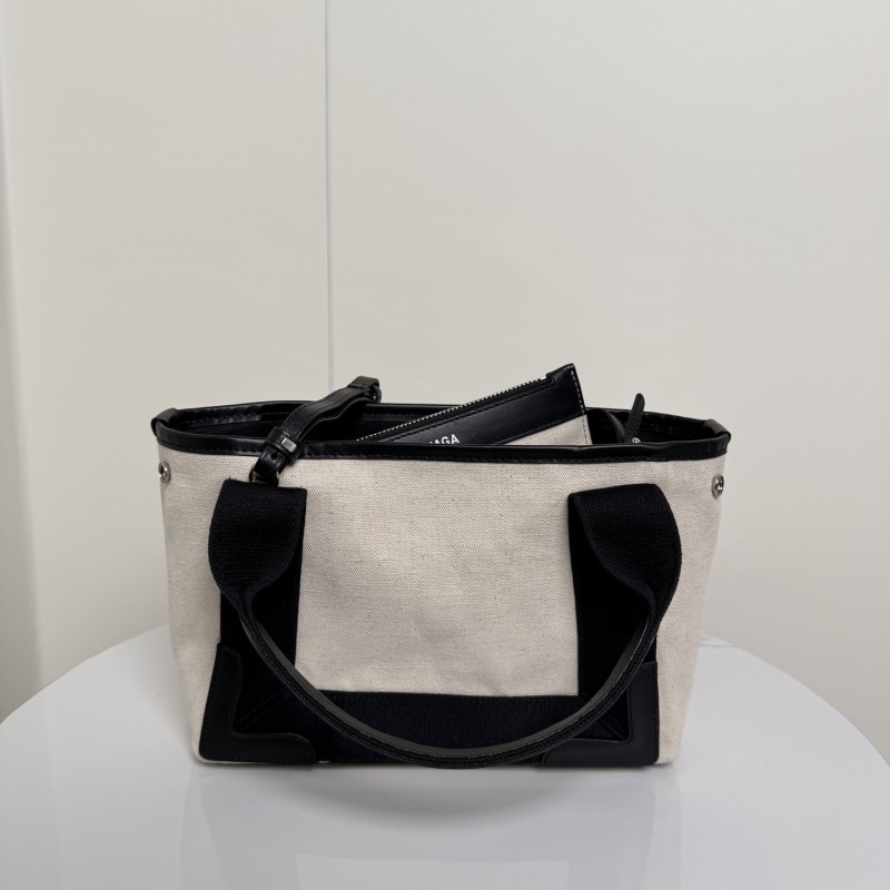 Balenciaga 0022