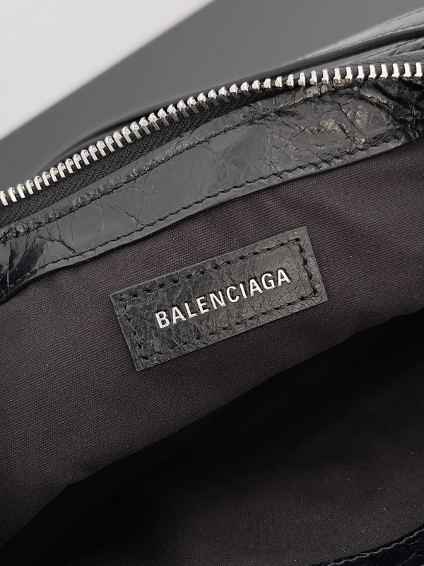 Balenciaga 0055