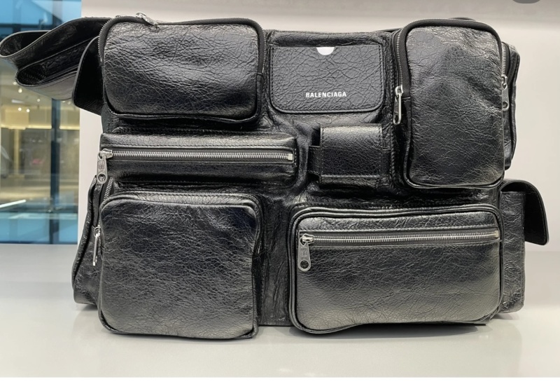 Balenciaga 0040
