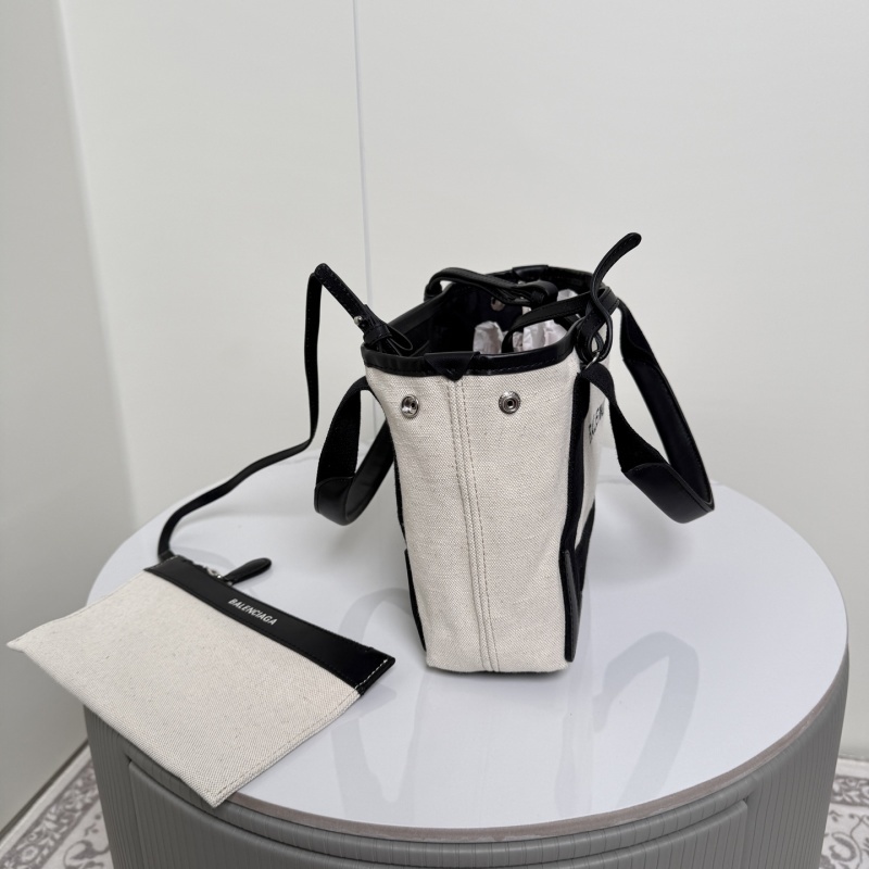 Balenciaga 0022