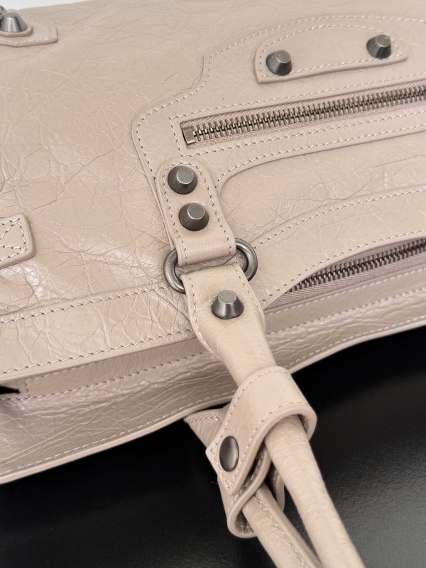 Balenciaga 0057