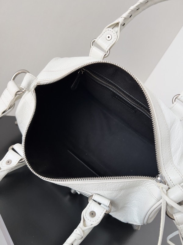 Balenciaga 0137