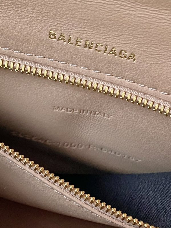 Balenciaga 0021