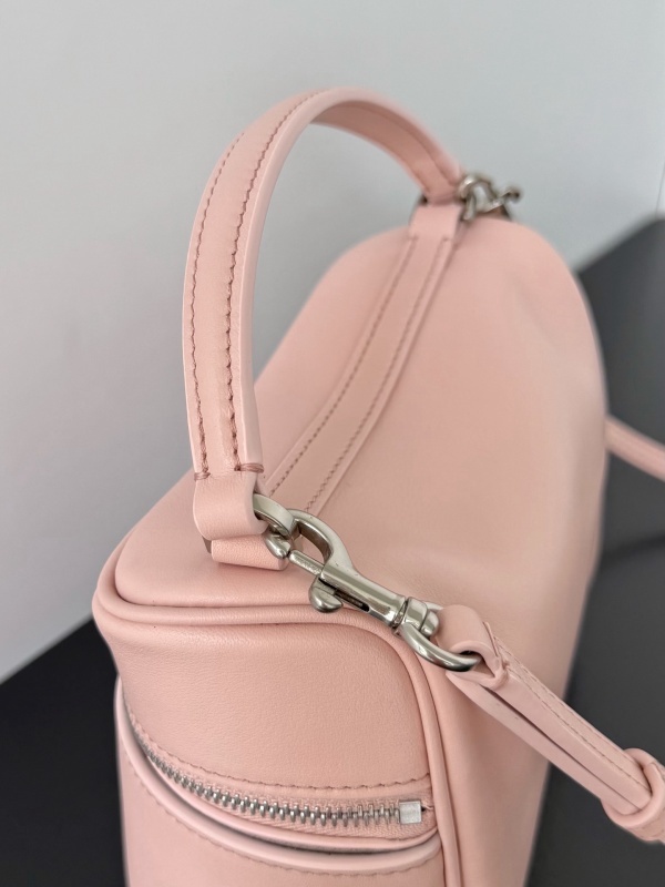 Balenciaga 0027
