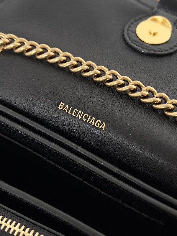 Balenciaga 0016