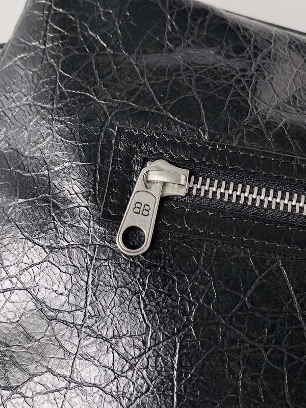 Balenciaga 0032