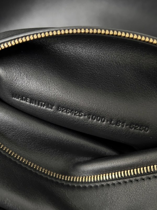Balenciaga 0036