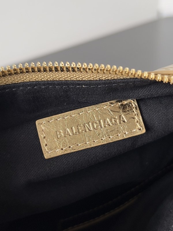 Balenciaga 0106