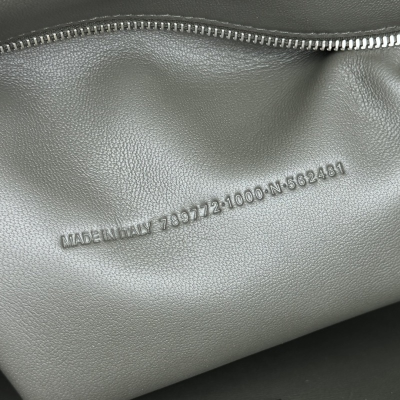 Balenciaga 0048