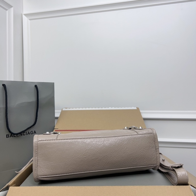 Balenciaga 0242