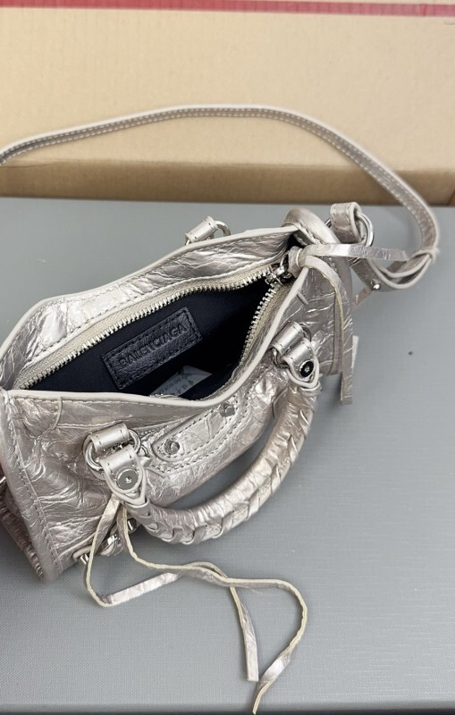Balenciaga 0211