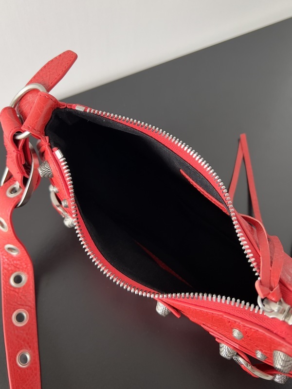 Balenciaga 0107