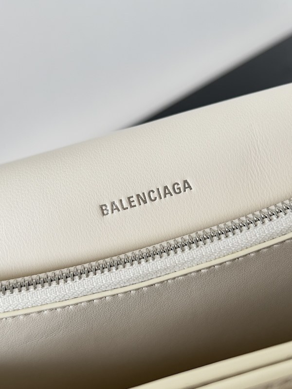 Balenciaga 0044