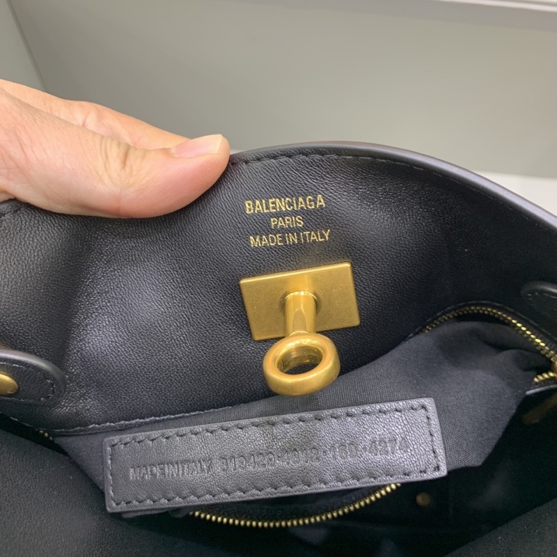 Balenciaga 0053