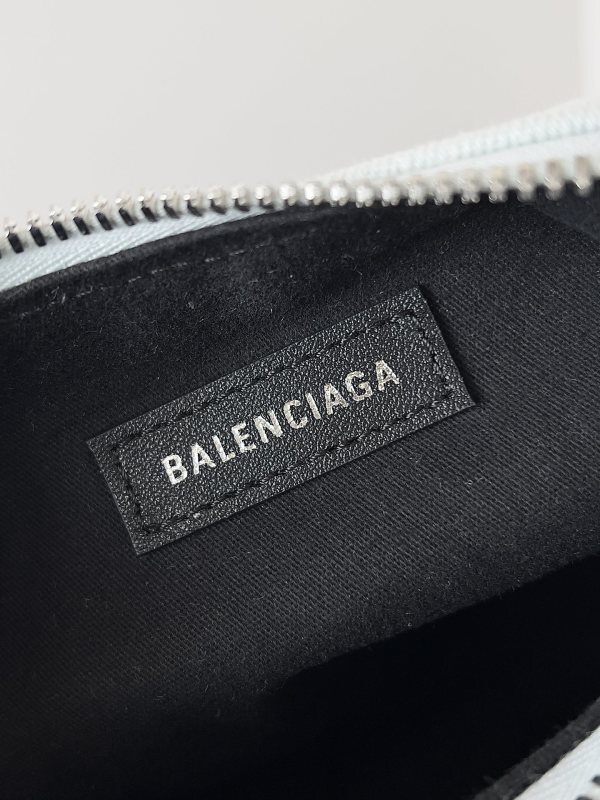 Balenciaga 0128