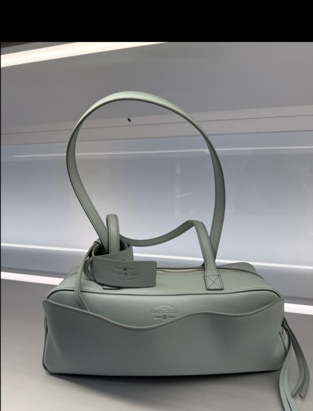 Balenciaga 0023