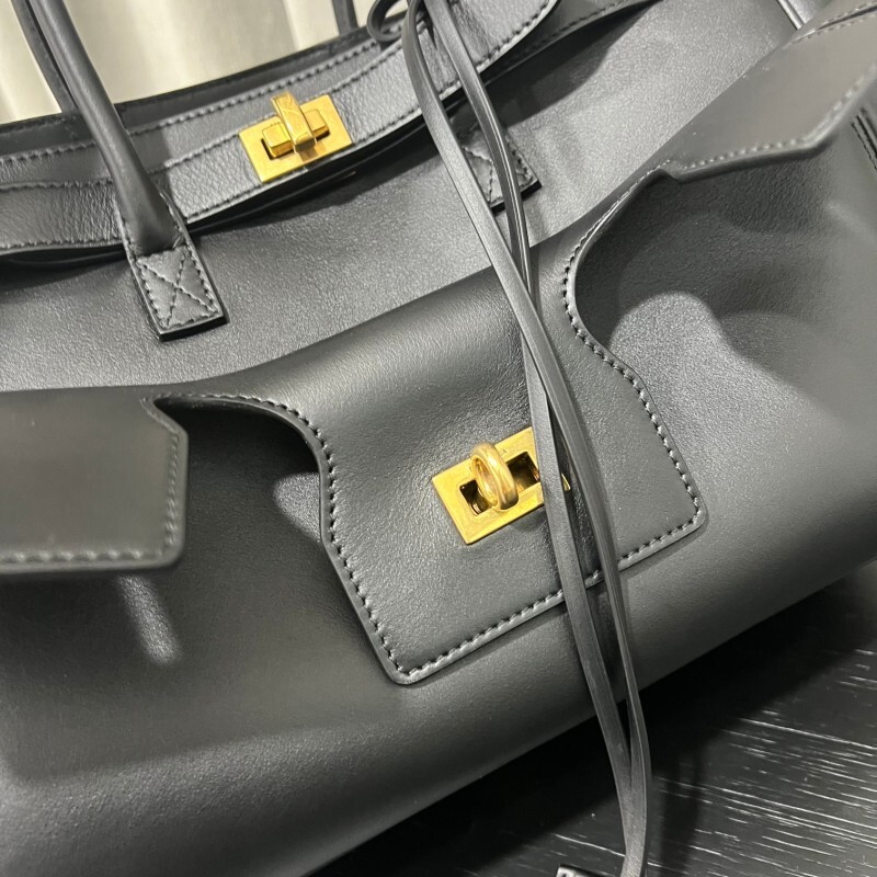 Balenciaga 0174