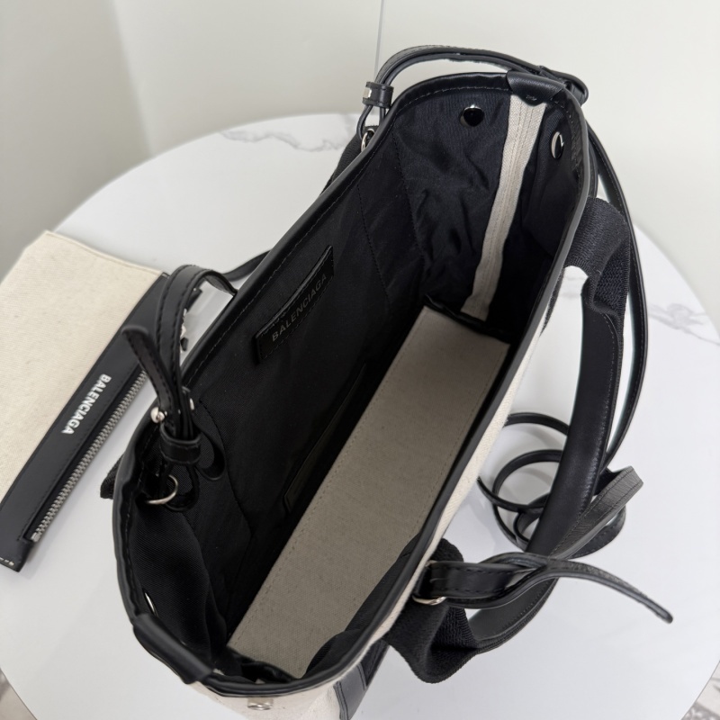 Balenciaga 0022