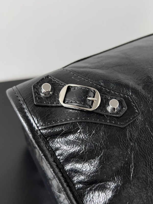 Balenciaga 0081
