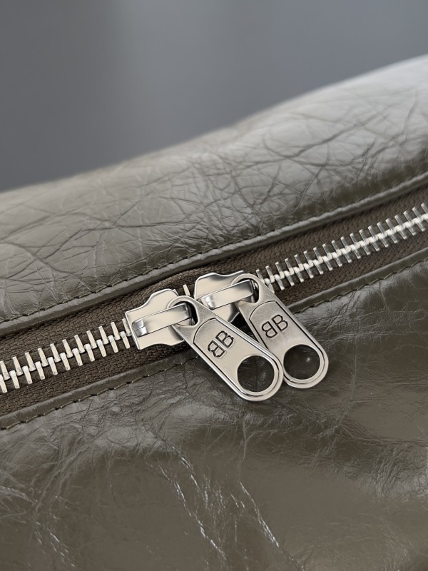 Balenciaga 0050