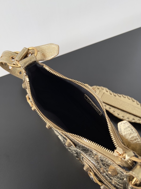 Balenciaga 0106