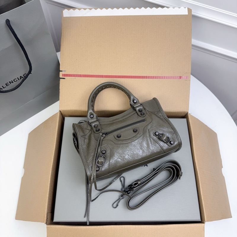 Balenciaga 0221