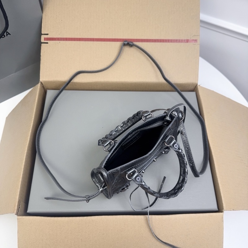 Balenciaga 0218