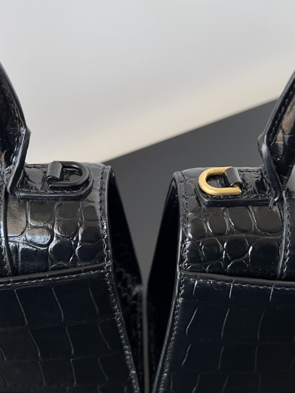 Balenciaga 0069