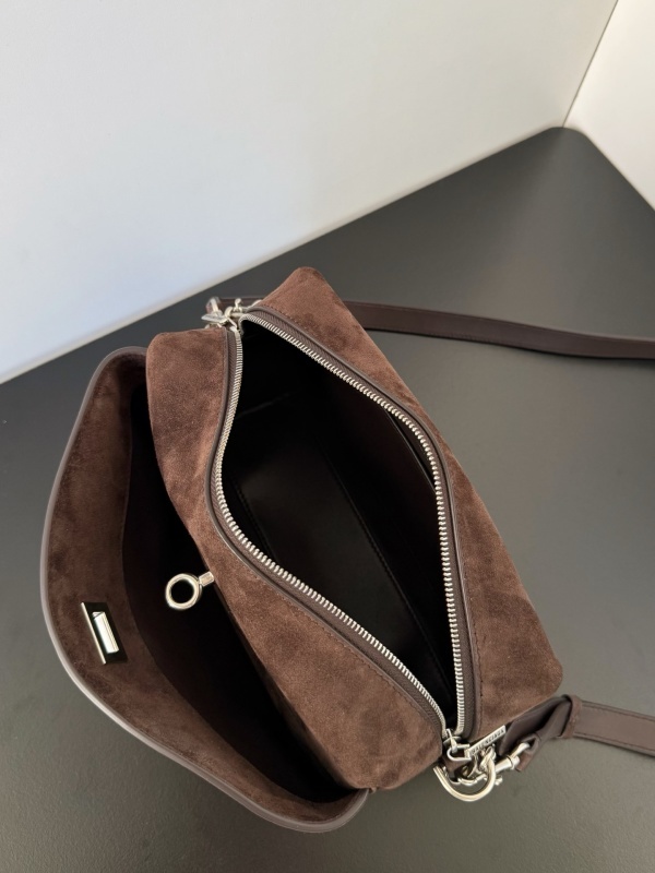 Balenciaga 0151