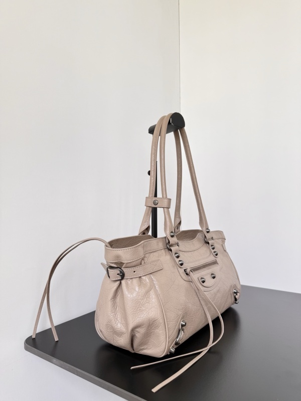 Balenciaga 0057