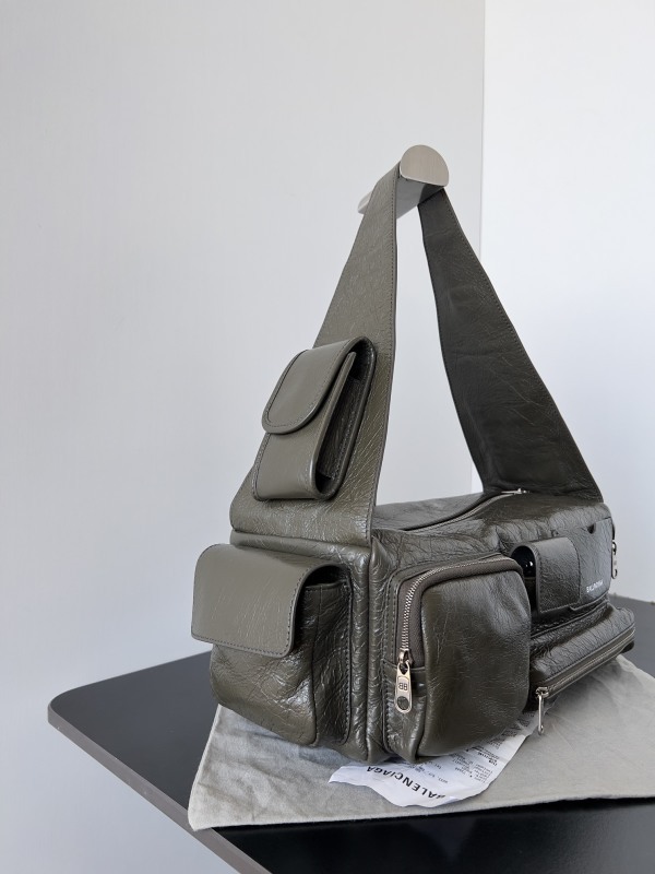 Balenciaga 0044