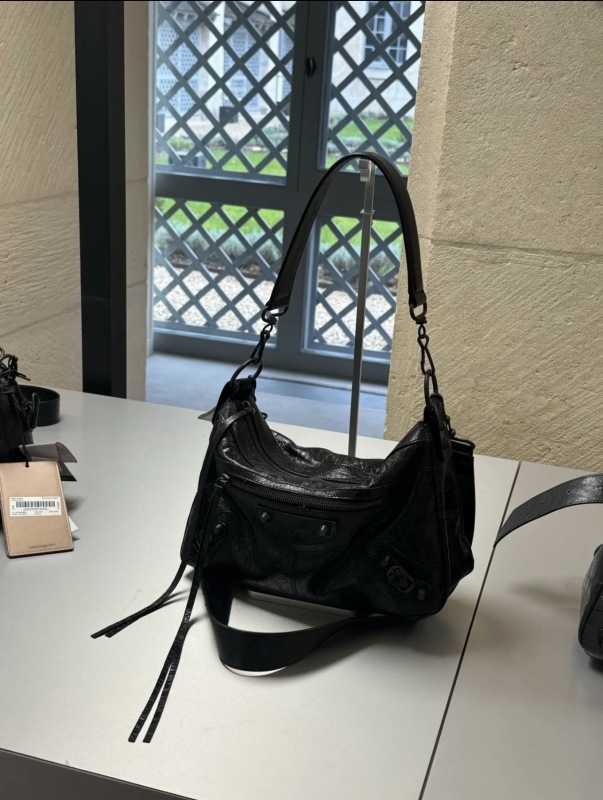 Balenciaga 0142