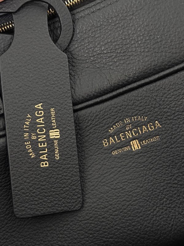 Balenciaga 0033